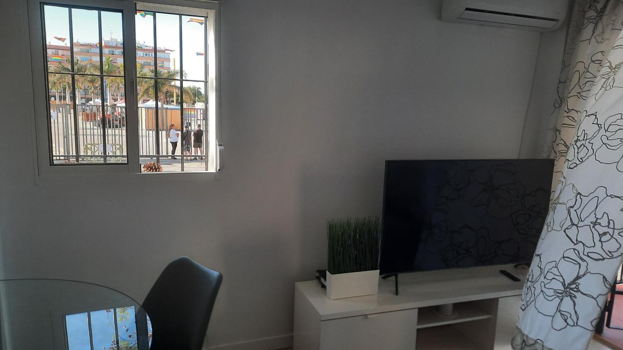 Feel At Home At Tamara Apartment - Two Steps To The Pool Torremolinos Exterior photo